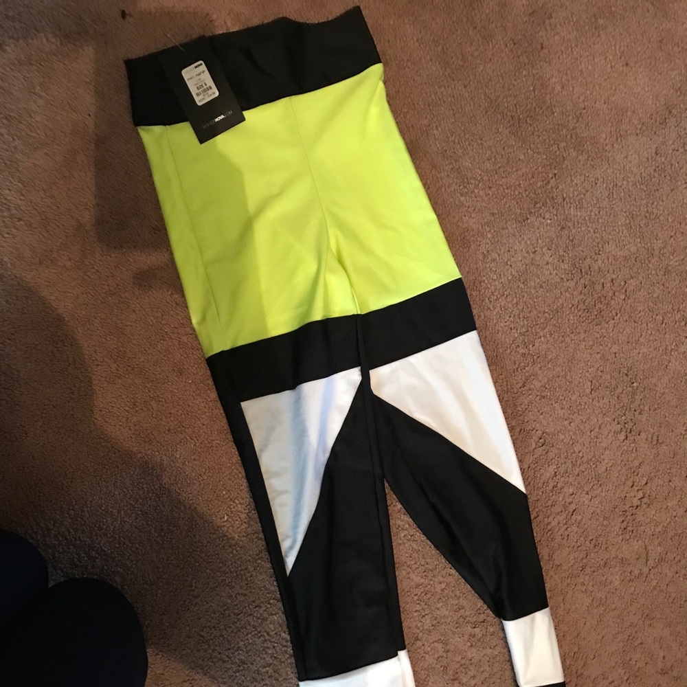 Fashion nova lounge leggings never worn